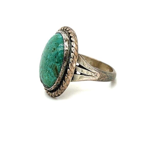 Green Turquoise Sterling Silver Ring - Picture 2 of 9